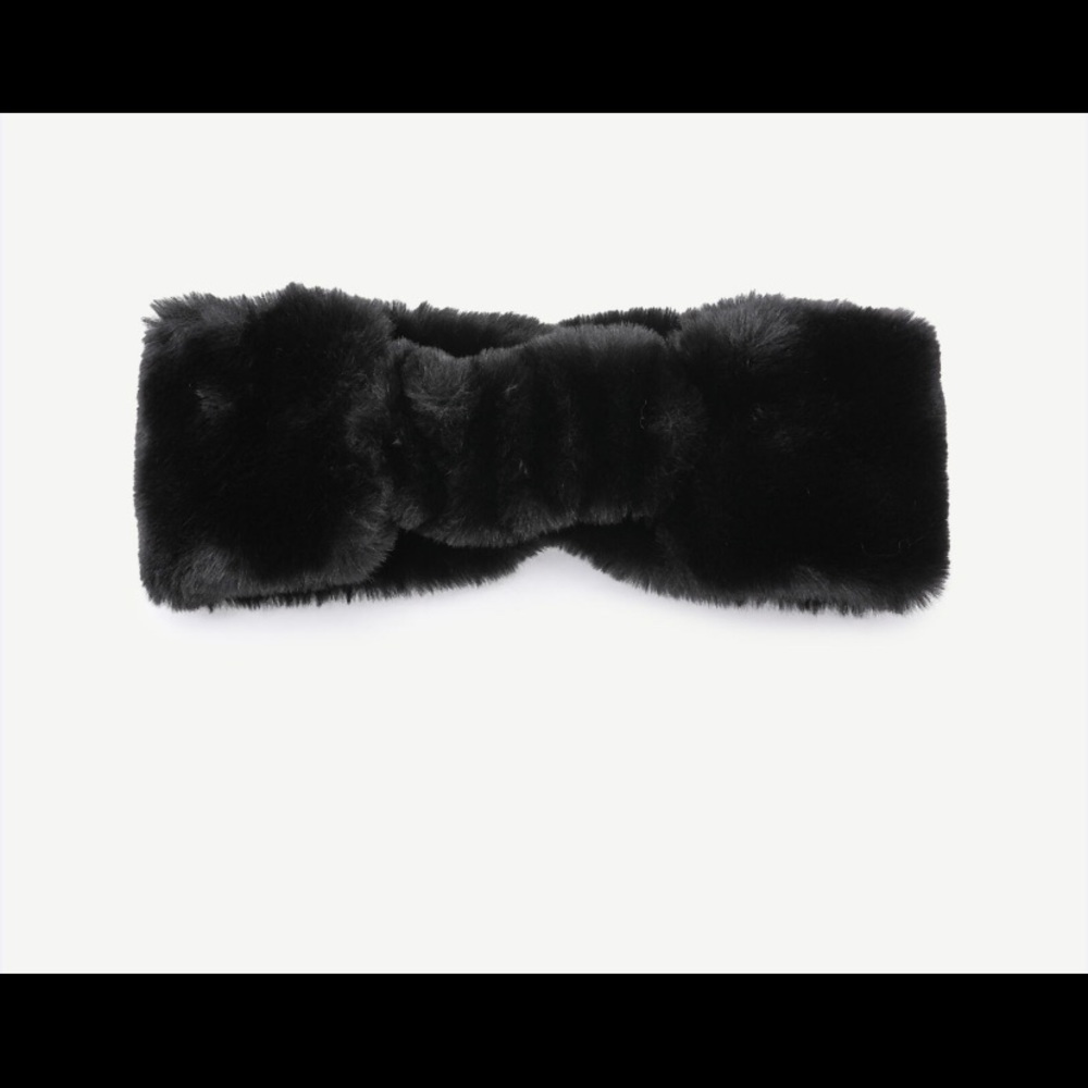 Faux fur head band. NWOT